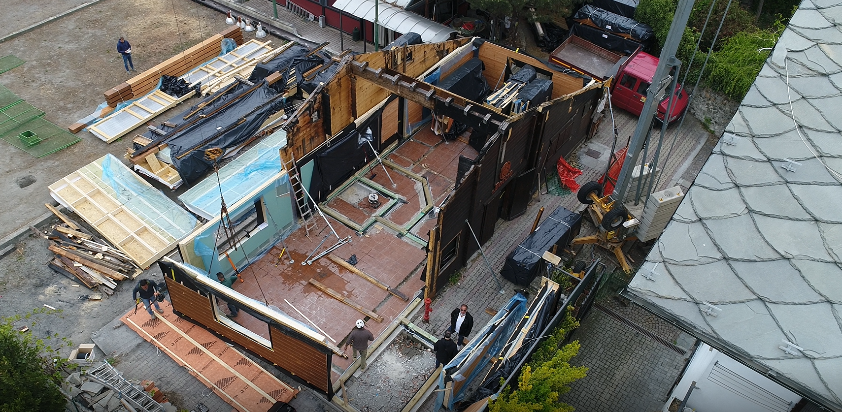 restaurant-frame-wood